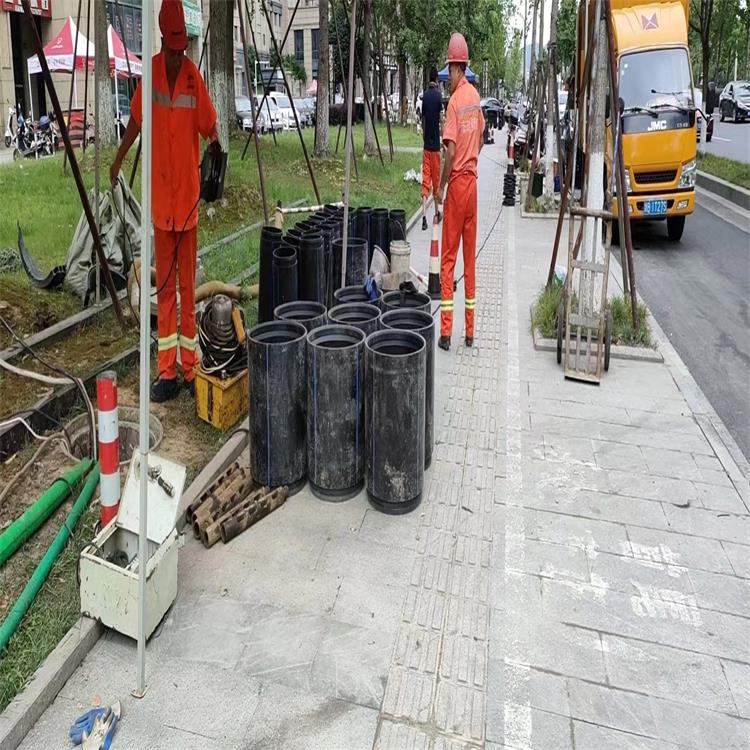 鱼峰管道短管置换修复
