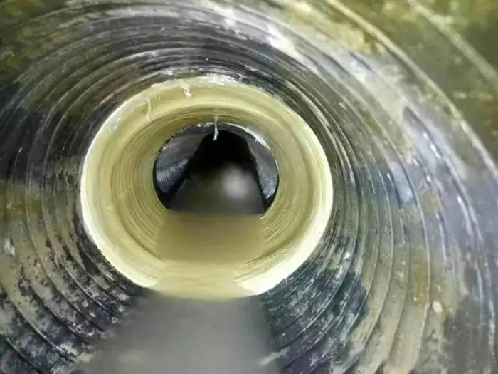 鱼峰内衬修复法通常适用于哪些类型的断面管道